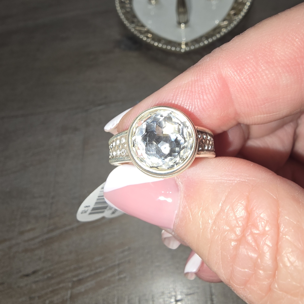 BRIGHTON RING AND RING HOLDER - Picture 2 of 7